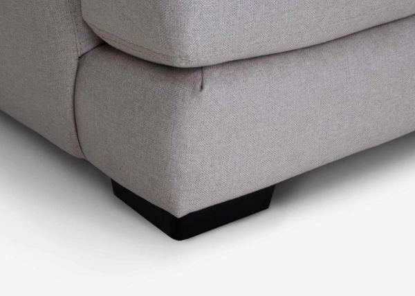 Picture of Oslo Linen Loveseat