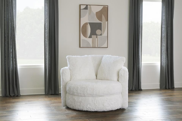 Picture of Yakety Yak Ivory Chair