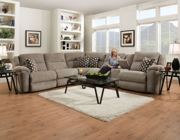 Picture of Catalina Power Sectional With Console