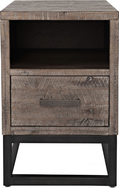 Picture of East Hampton Chairside Table