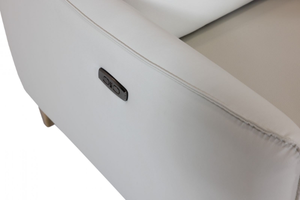 Picture of Riverton Cream Power Loveseat