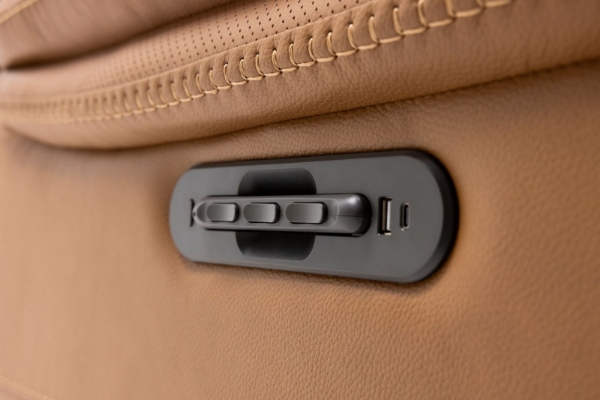 Picture of Kilmer 6 Piece Power Tan Sectional