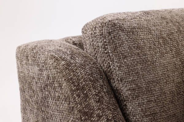Picture of WILSHIRE ESTATE SOFA MOCHA